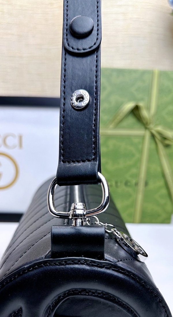 激安グッチバッグコピー角部分ディテール